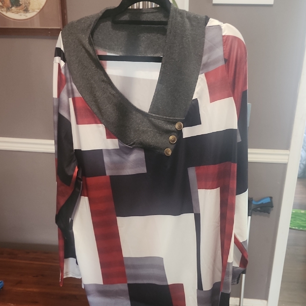 Geometric Long Sleeve Top with Button Detail